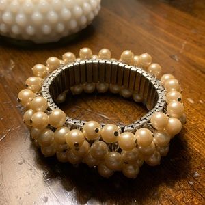 Faux Pearl Stretch Bracelet